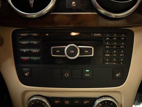 Used 2014 Mercedes-Benz GLK 350 4MATIC image 21
