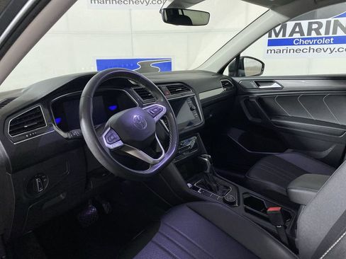 Used 2023 Volkswagen Tiguan SE AWD/4WD image 15