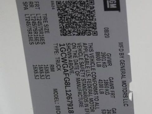 Used 2020 Chevrolet Express 2500 w/ Driver Convenience Package image 17