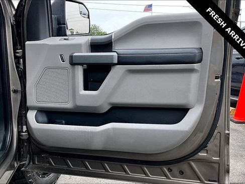Used 2018 Ford F150 XLT RWD image 26