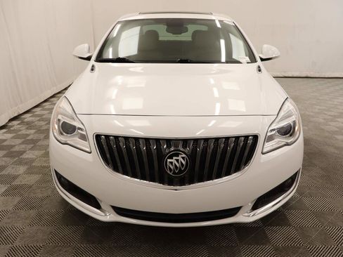Used 2016 Buick Regal FWD image 4