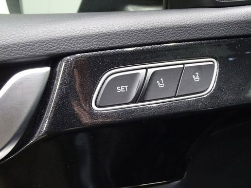 Used 2021 Hyundai Palisade Limited image 20