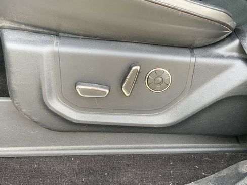 Used 2020 Ford F150 Platinum w/ Equipment Group 701A Luxury image 29