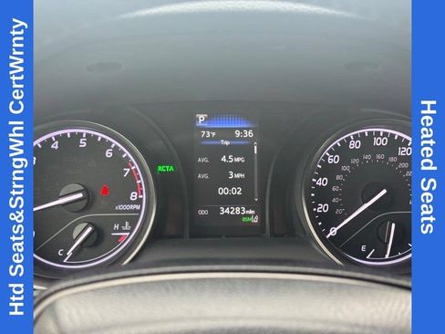 Used 2022 Toyota Camry SE w/ Cold Weather Package FWD image 21