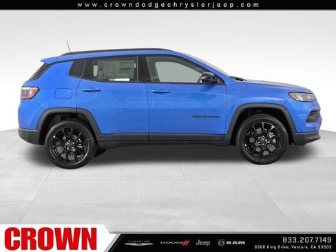 New 2026 Jeep Compass Latitude image 4