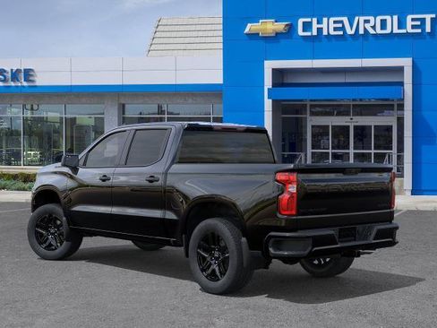 New 2026 Chevrolet Silverado 1500 Custom RWD image 3