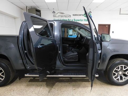 Used 2016 GMC Canyon SLE w/ All Terrain Package AWD/4WD image 87