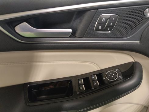 Used 2019 Ford Edge Titanium w/ Equipment Group 301A image 27