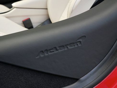 Used 2023 McLaren GT RWD image 14
