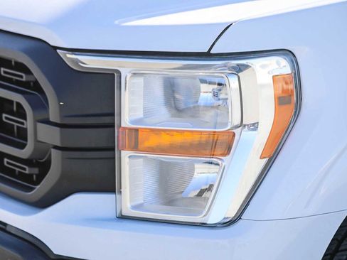 Used 2022 Ford F150 XL w/ Trailer Tow Package image 8