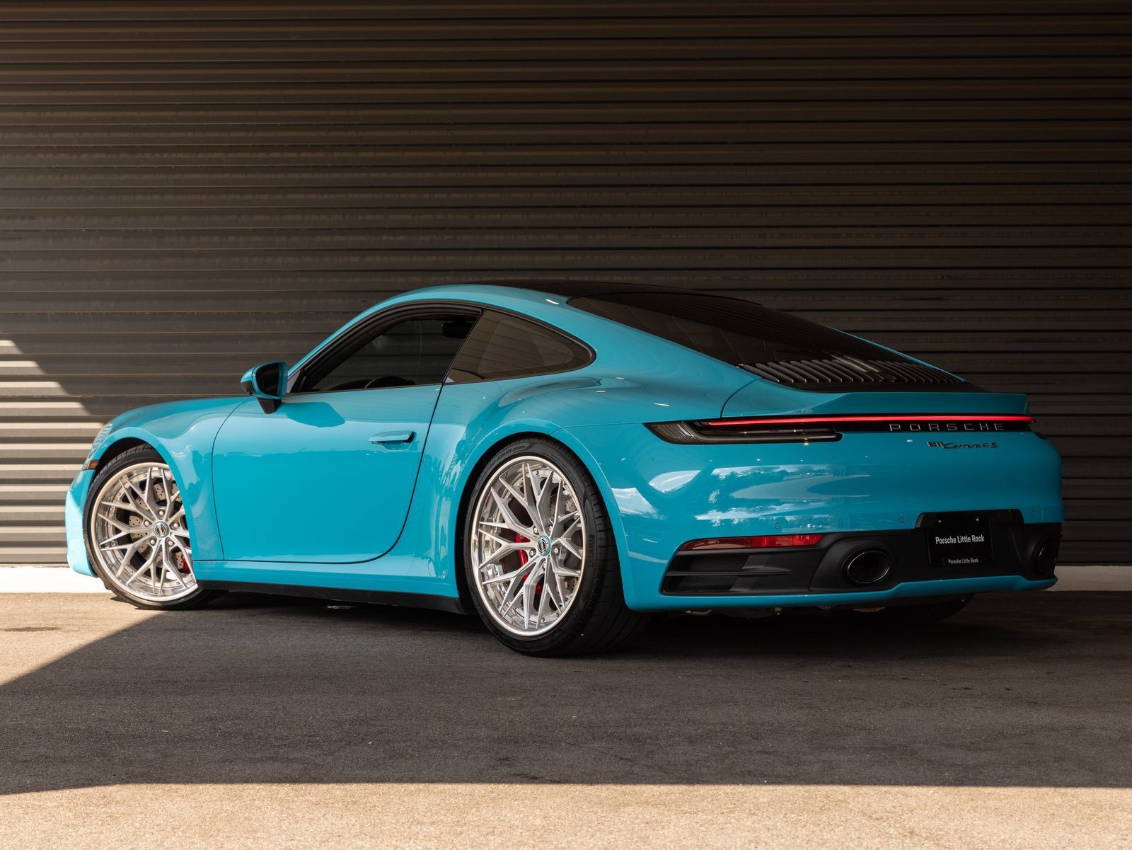 Used 2020 Porsche 911 Carrera 4S AWD/4WD image 3