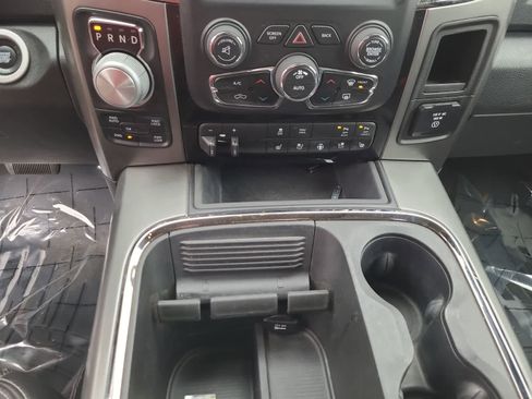 Used 2017 RAM 1500 Sport image 25