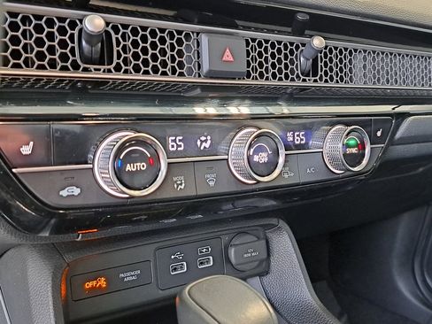 Used 2024 Honda Civic Touring image 16