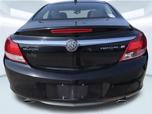 Used 2012 Buick Regal Premium FWD image 8