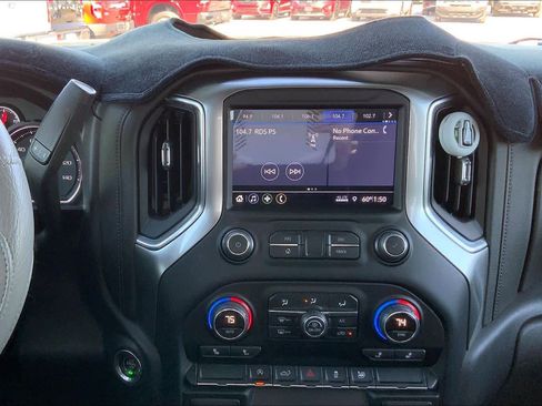 Used 2019 Chevrolet Silverado 1500 LT w/ All-Star Edition image 6