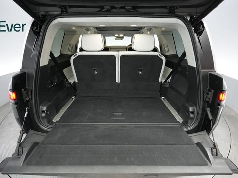 Used 2023 Rivian R1S Adventure AWD/4WD image 8