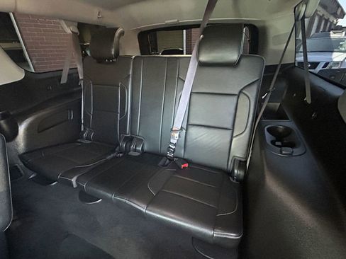 Used 2016 GMC Yukon XL SLT w/ Open Road Package image 35