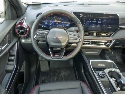 New 2026 Chevrolet Equinox RS w/ Safety and Technology Package image 18