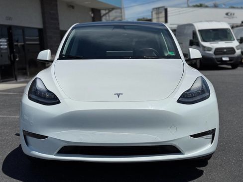 Used 2022 Tesla Model Y Long Range AWD/4WD image 42