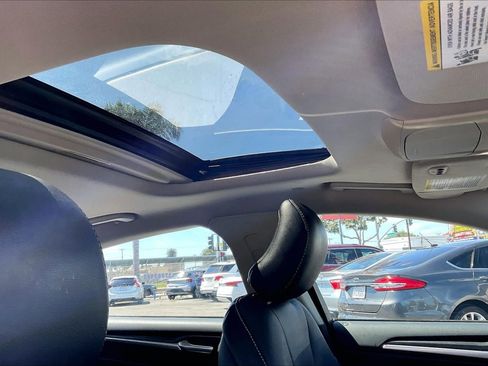 Used 2017 Ford Fusion Energi Titanium image 22