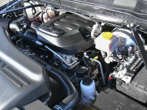 Used 2025 RAM 2500 Big Horn AWD/4WD image 52