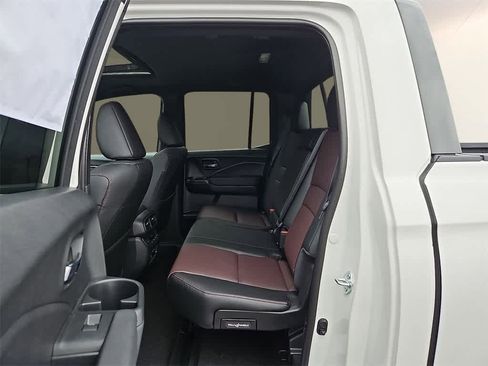 New 2026 Honda Ridgeline Black Edition image 6