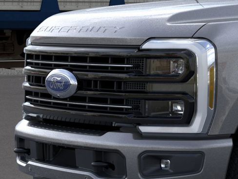 New 2025 Ford F250 Platinum image 17