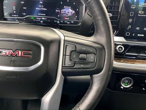 Used 2022 GMC Sierra 1500 Elevation w/ X31 Off-Road Package AWD/4WD image 21