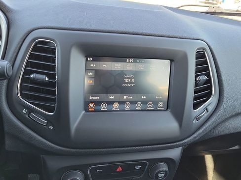 Used 2019 Jeep Compass Sport image 15