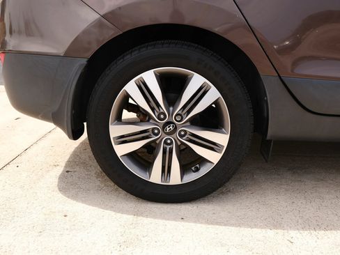 Used 2014 Hyundai Tucson Limited w/ Technology Package 02 FWD image 19