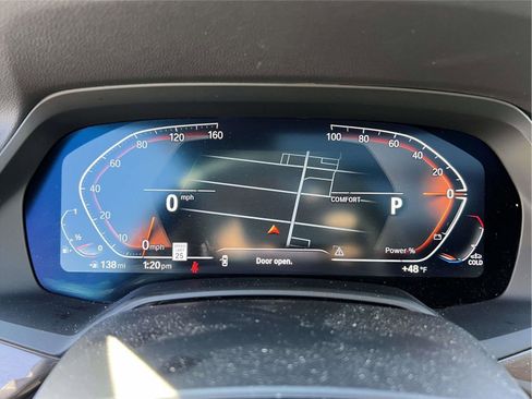 Used 2022 BMW X6 xDrive40i w/ Executive Package image 26