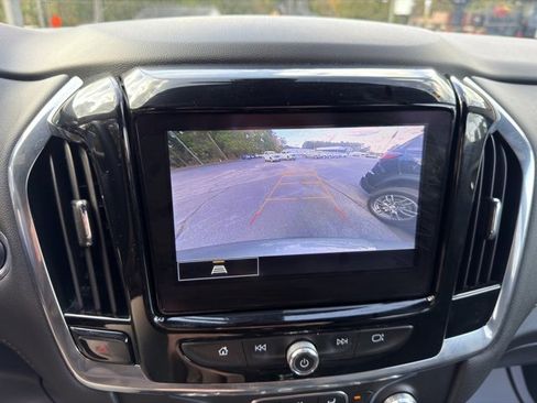 Used 2023 Chevrolet Traverse LT w/ LPO, Floor Liner Package image 27