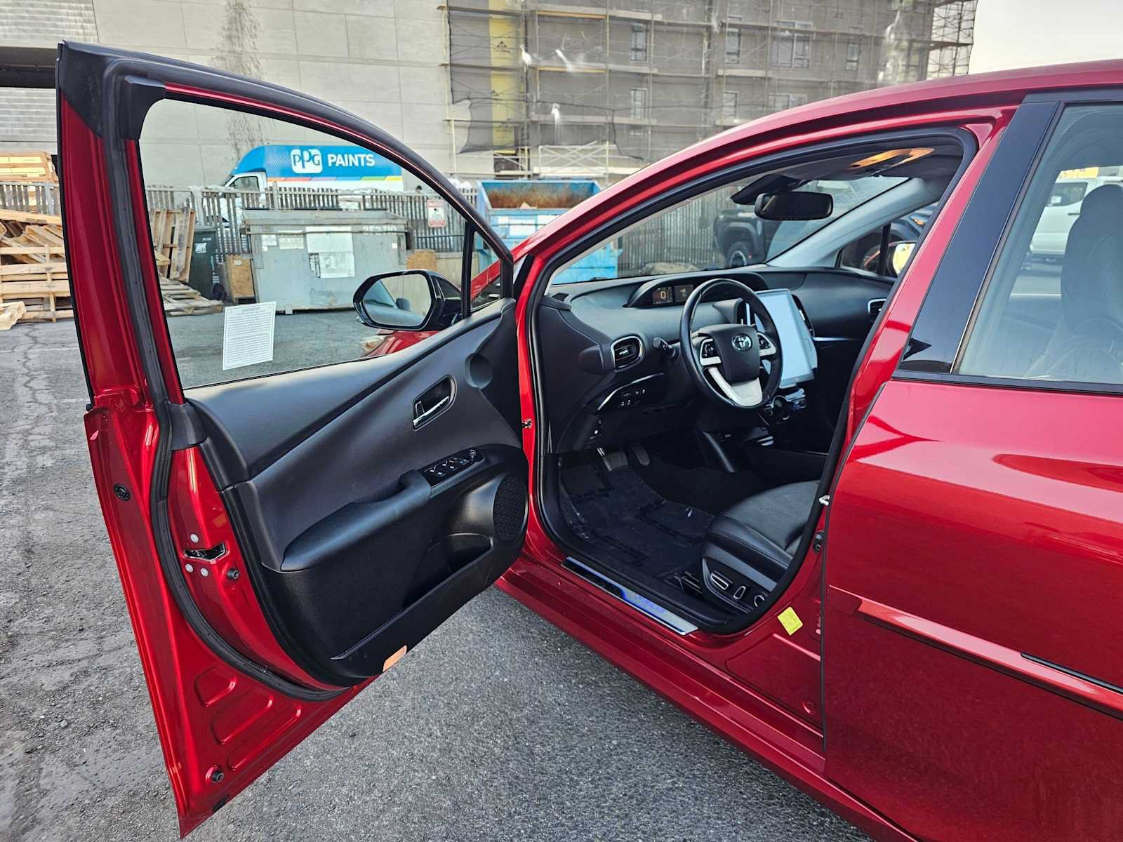 Used 2017 Toyota Prius Prime Advanced FWD image 20