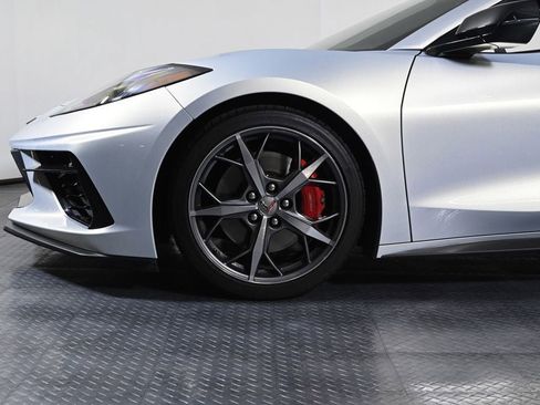 Used 2021 Chevrolet Corvette Stingray Preferred Conv w/ Z51 Performance Package RWD image 25