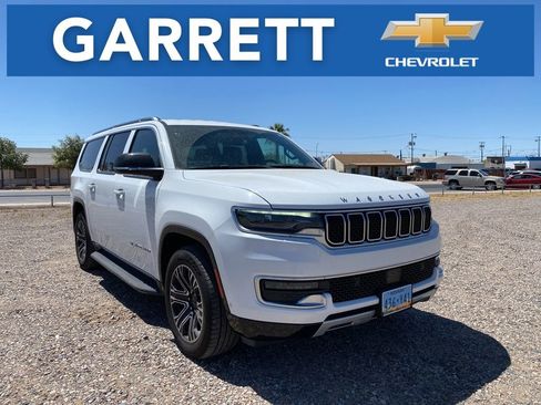 Used 2023 Jeep Wagoneer L Series II image 1