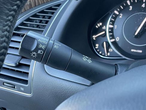 Used 2019 Nissan Armada SL w/ Premium Package image 25