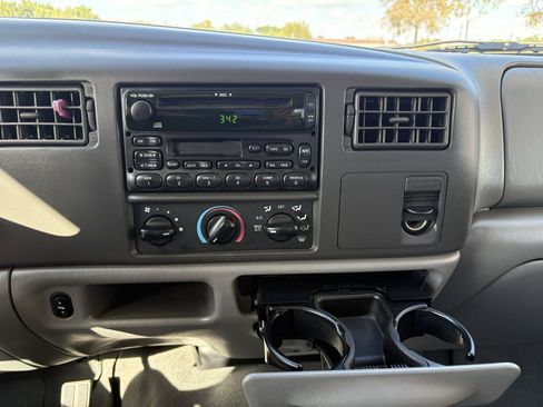 Used 2004 Ford F250 XLT RWD image 45