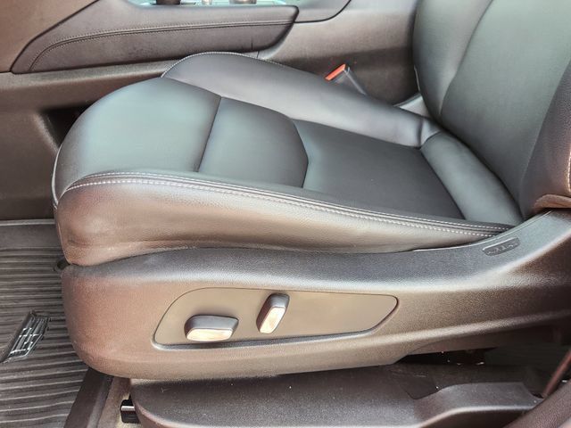 Used 2024 Cadillac XT6 Luxury FWD image 23