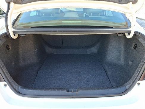 Used 2019 Honda Accord Touring image 28