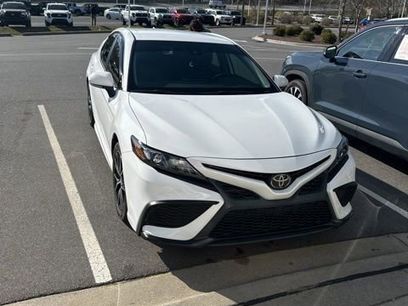 Used 2023 Toyota Camry SE