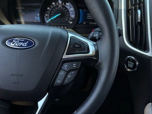 Used 2024 Ford Edge SEL w/ Convenience Package AWD/4WD image 8