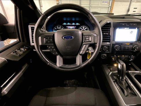 Used 2016 Ford F150 XLT w/ Equipment Group 302A Luxury AWD/4WD image 5