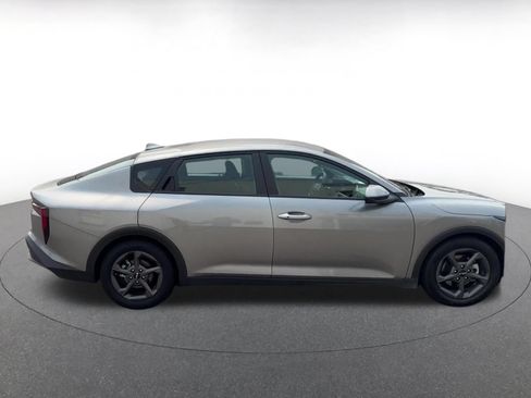 Used 2025 Kia K4 FWD image 16