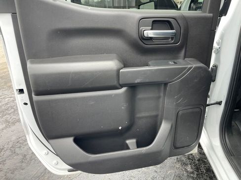 Used 2023 Chevrolet Silverado 1500 Custom Trail Boss w/ LPO, Dark Essentials Package image 17