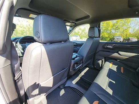 New 2026 GMC Sierra 1500 AT4 image 29