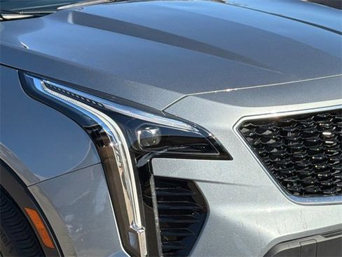 Used 2023 Cadillac XT4 Sport image 4
