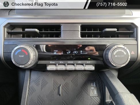 Used 2025 Toyota 4Runner SR5 image 32