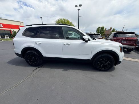 Used 2024 Kia Telluride SX Prestige X-Pro AWD/4WD image 3
