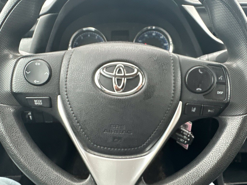 Used 2019 Toyota Corolla LE FWD image 32