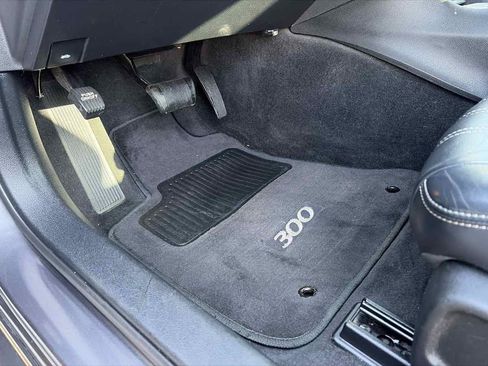 Used 2014 Chrysler 300 S RWD image 10